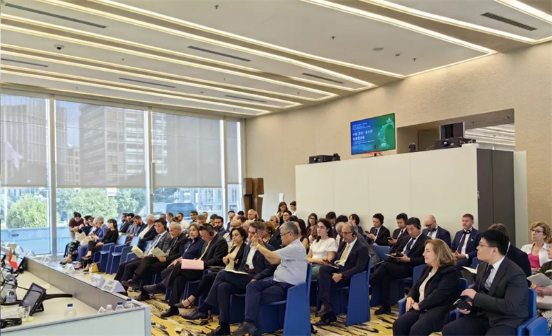 會(huì)務(wù)保障 精誠(chéng)所至丨中國(guó)(西安)-意大利招商懇談會(huì)順利舉行 會(huì)務(wù)保障 精誠(chéng)所至丨中國(guó)(西安)-意大利招商懇談會(huì)順利舉行