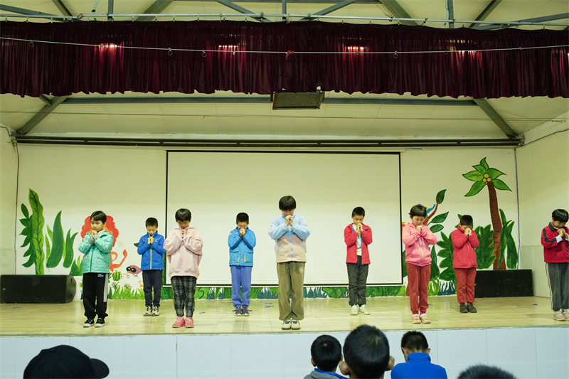 不啻微光 造炬成陽(yáng)丨精誠(chéng)展覽走進(jìn)太陽(yáng)村關(guān)愛兒童公益行 不啻微光 造炬成陽(yáng)丨精誠(chéng)展覽走進(jìn)太陽(yáng)村關(guān)愛兒童公益行