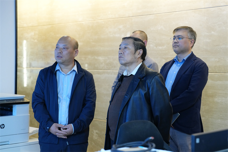 精誠動態(tài)丨秦商總會黨委書記、秘書長等領導一行蒞臨精誠走訪調(diào)研